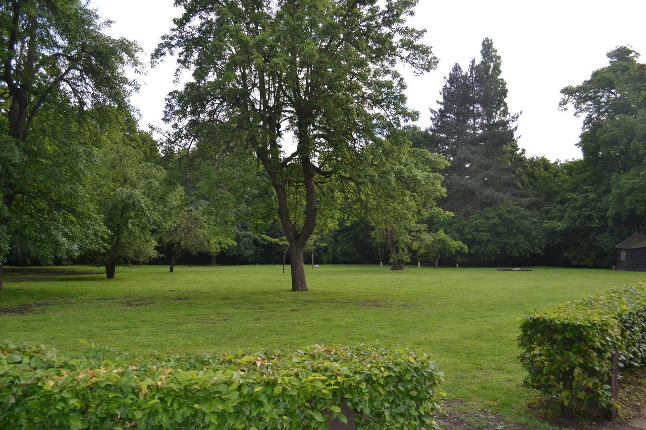 Gilwell Park 호텔 칭포드 외부 사진